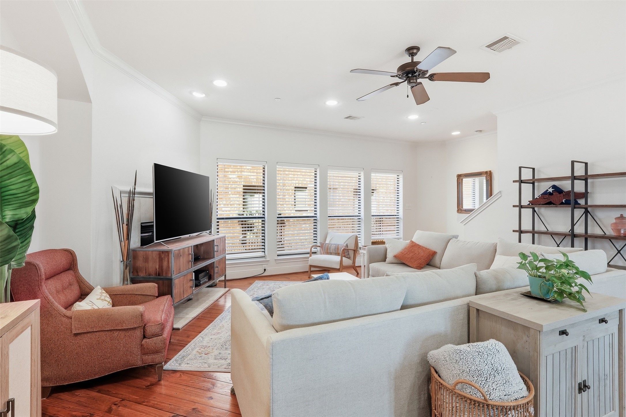 2424 Navigation Boulevard, Unit D Houston, TX 77003 - Photo 8 of 22