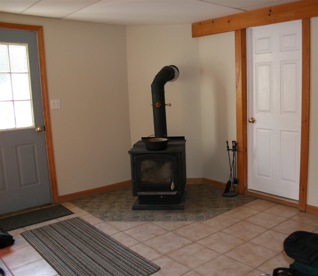219 Mile Slip Road Milford, NH 03055 - Photo 21 of 32