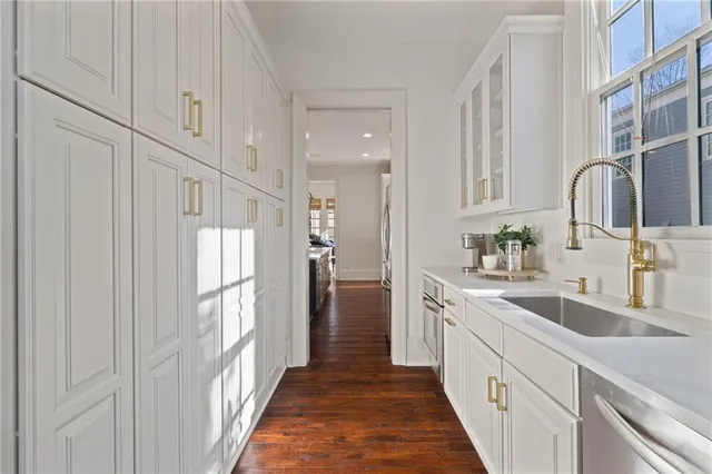 $1,520,000 | 7155 Round Road, Cumming, GA 30040