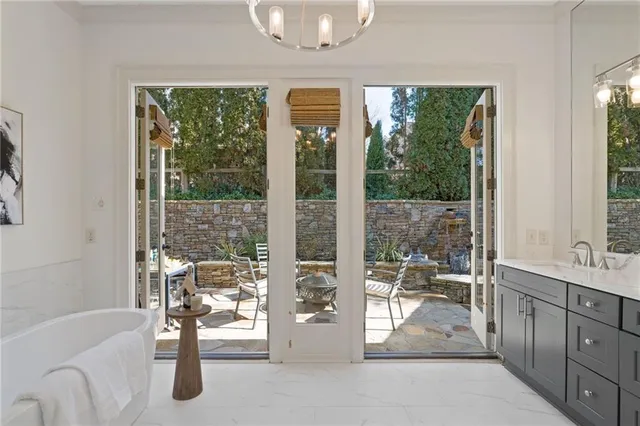 $1,520,000 | 7155 Round Road, Cumming, GA 30040