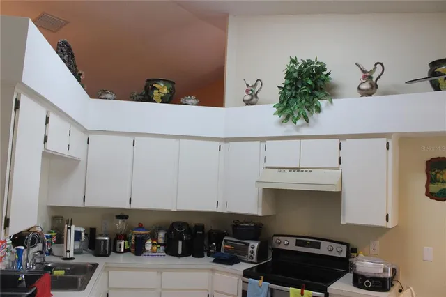 $326,000 | 1213 Sweet Gum Drive, Brandon, FL 33511