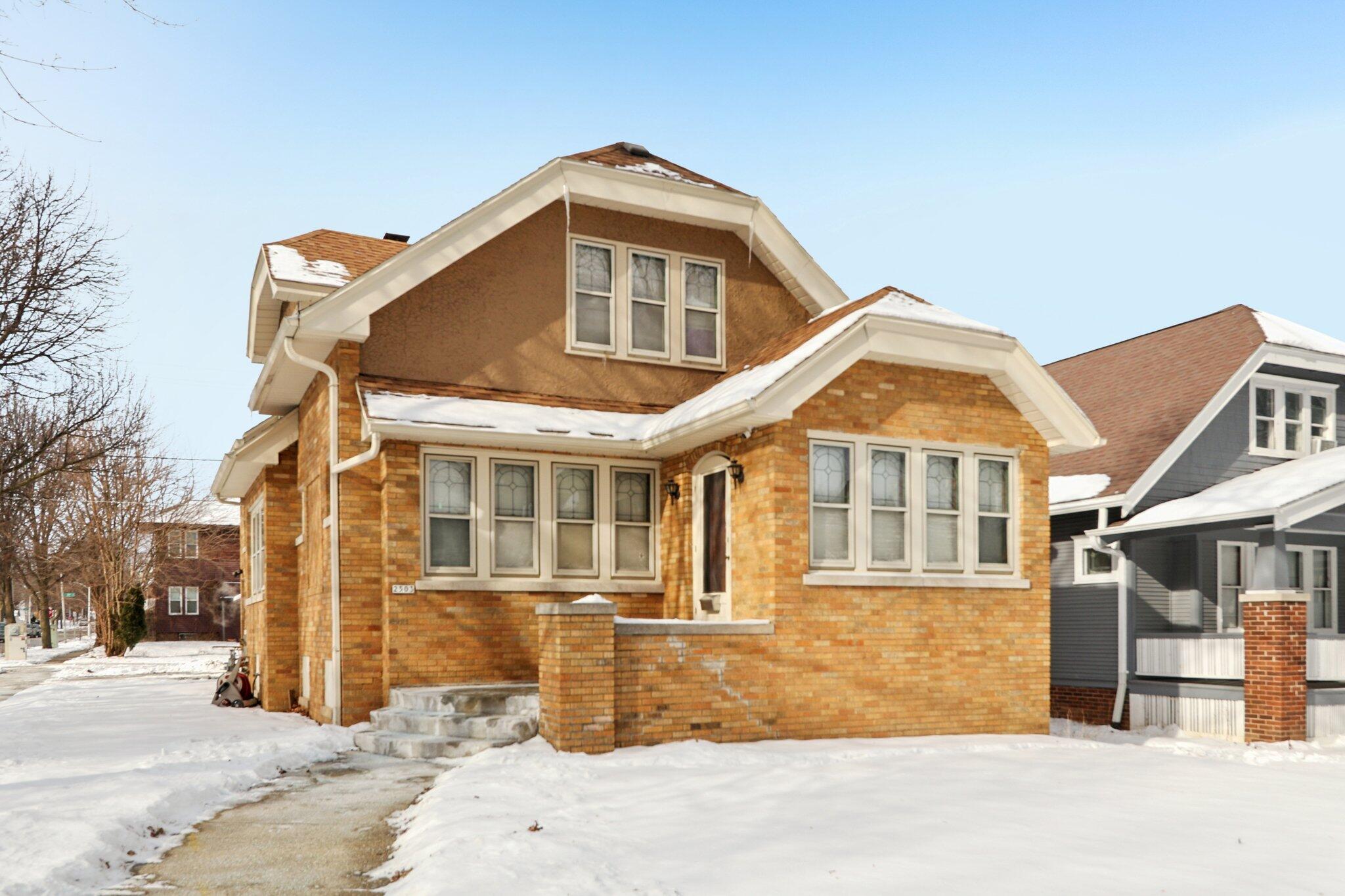 2503 North 48th Street Milwaukee, WI 53210 - Photo 1 of 37 Main