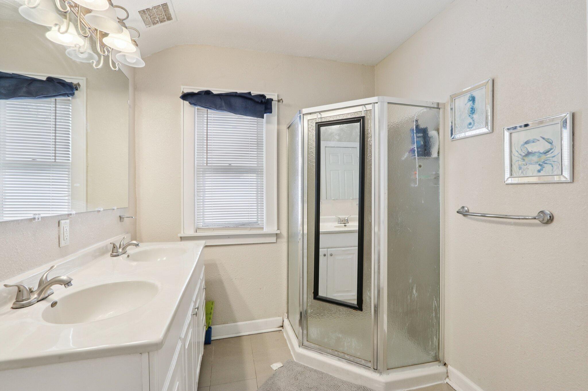 2503 North 48th Street Milwaukee, WI 53210 - Photo 24 of 37 28-web-or-mls-N 48th St-S2801-028