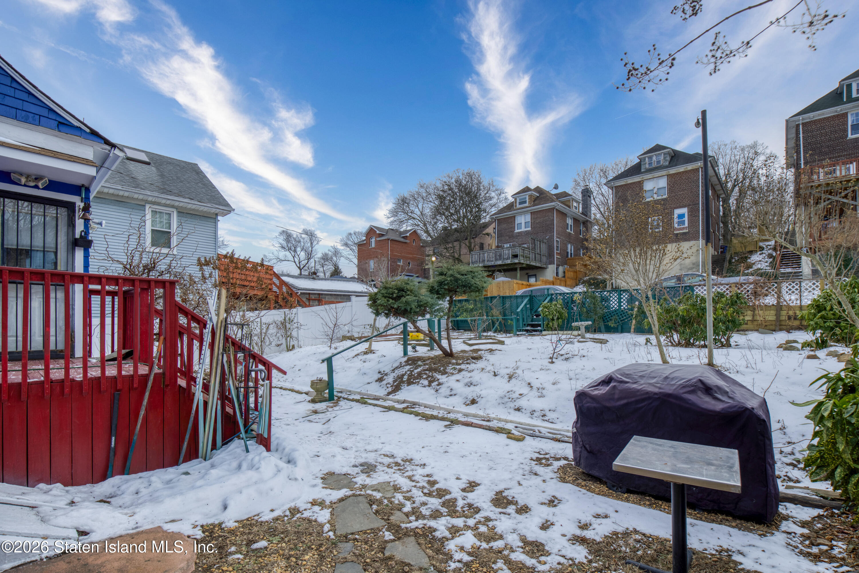 226 Castleton Avenue Staten Island, NY 10301 - Photo 28 of 32 a view of a terrace with sitting area