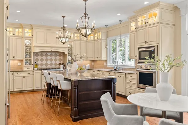 $3,530,000 | 22 Scotney Road, Newton, MA 02467