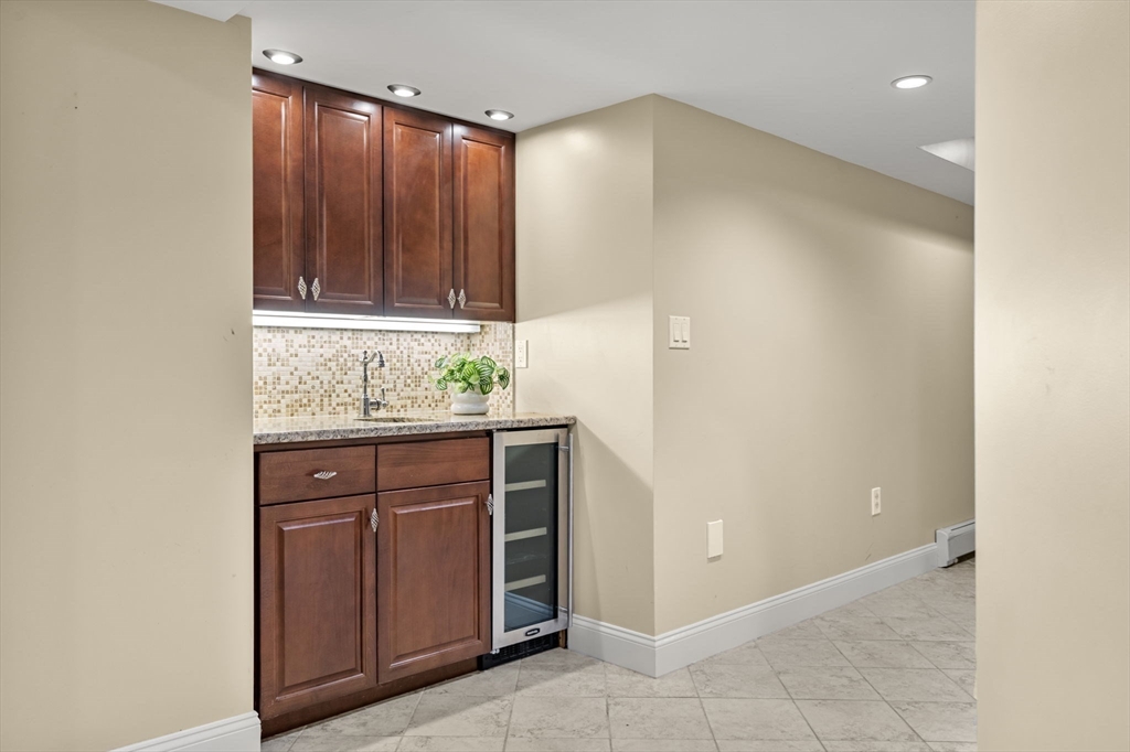 22 Scotney Road Newton, MA 02467 - Photo 37 of 42