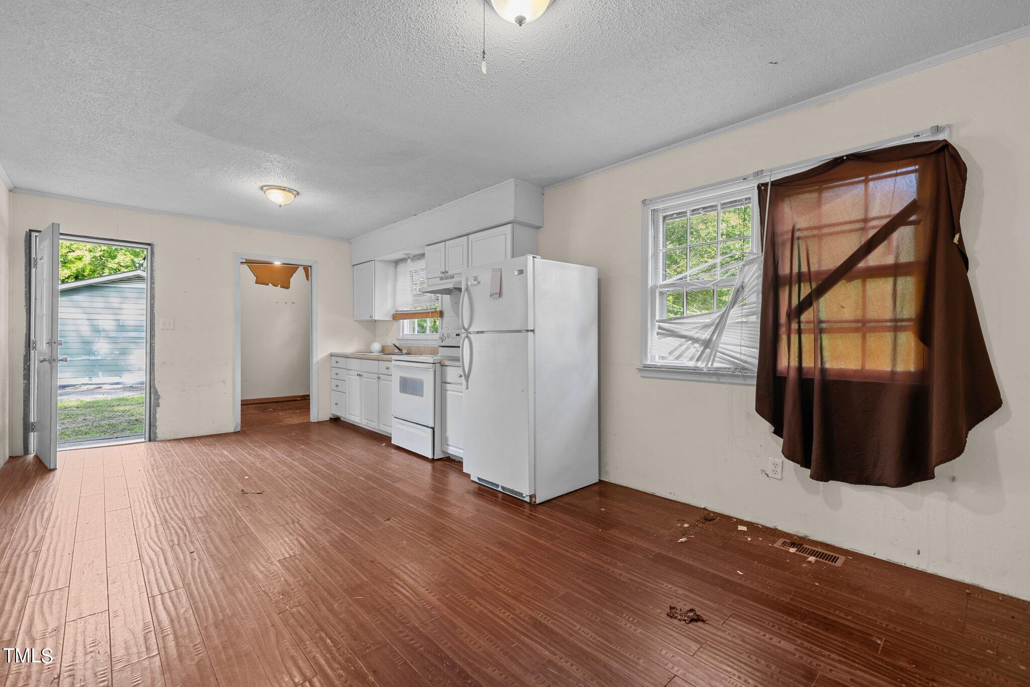7101 Buck Road Wendell, NC 27591 - Photo 7 of 16 Kitchen I