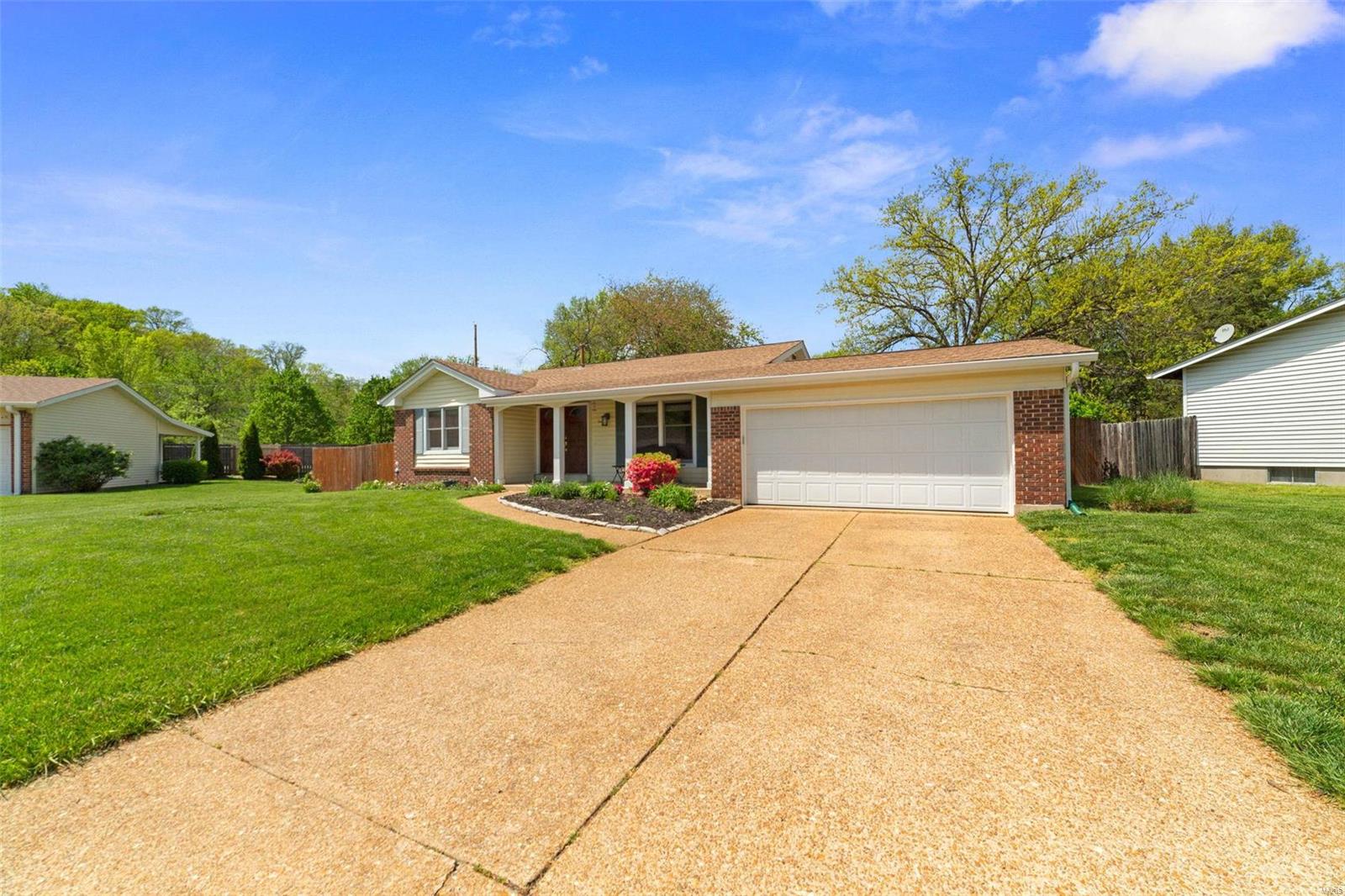 4 Redsand Court Manchester, MO 63011 - Photo 2 of 23 Gallery Image 2
