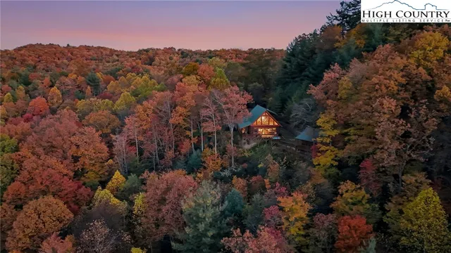 $875,000 | 305 Fox Cove Road, Ferguson, NC 28624