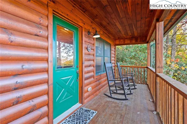 $860,000 | 305 Fox Cove Road, Ferguson, NC 28624