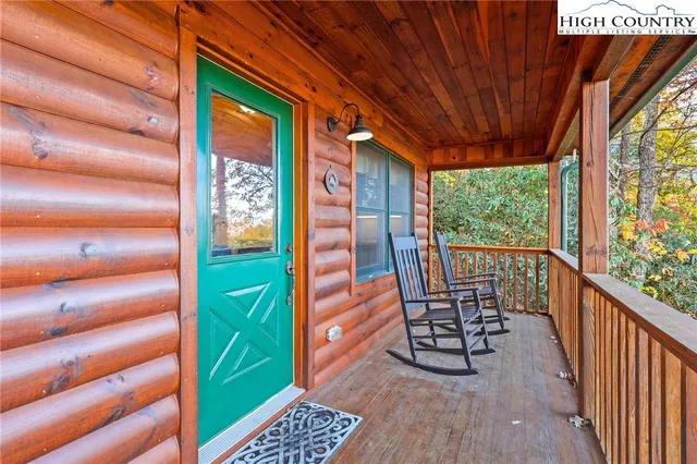 $875,000 | 305 Fox Cove Road, Ferguson, NC 28624