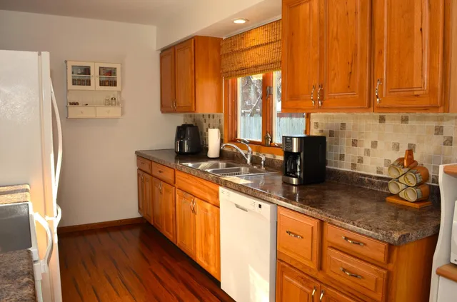 $309,850 | 3557 Skyline Drive, Red Wing, MN 55066