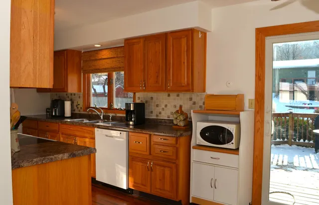 $309,850 | 3557 Skyline Drive, Red Wing, MN 55066