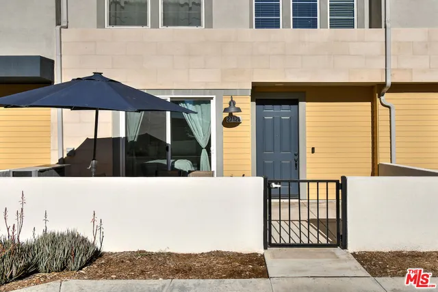 $738,000 | 27120 Red Tail Place, Valencia, CA 91381