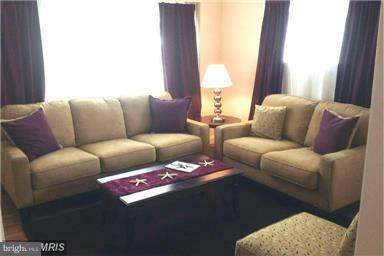 1403 Clearwood Road Baltimore, MD 21234 - Photo 4 of 14 Living Room