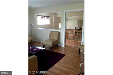 1403 Clearwood Road Baltimore, MD 21234 - Photo 5 of 14 Living Room