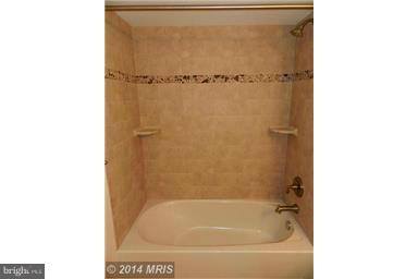 1403 Clearwood Road Baltimore, MD 21234 - Photo 8 of 14 Bath