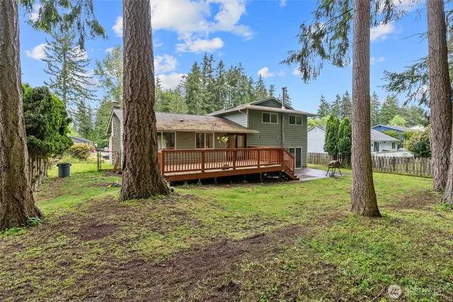 $615,000 | 18624 59th Street East, Lake Tapps, WA 98391
