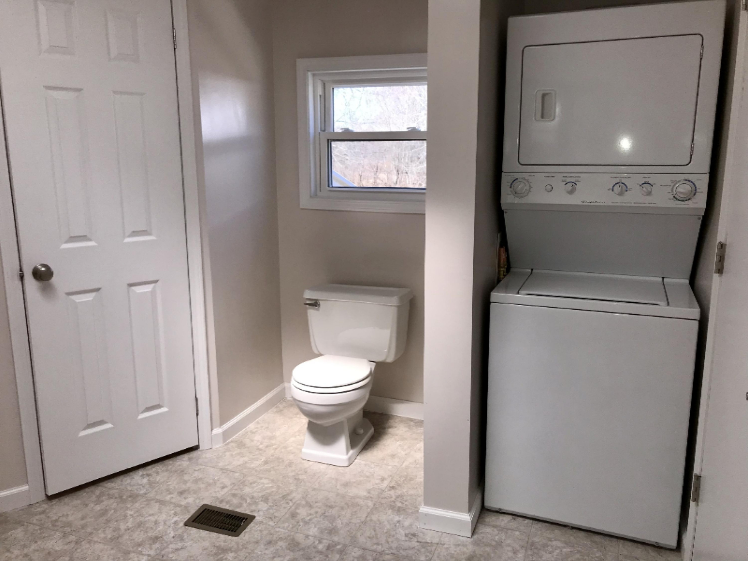 410 South Park Road Benton Harbor, MI 49022 - Photo 39 of 54 IMG_E1140