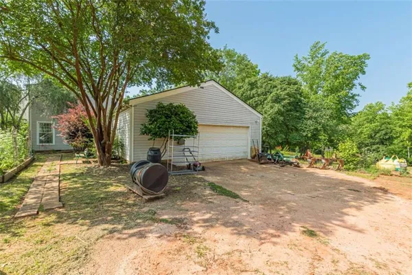$649,900 | 2229 South Van Wert Road, Villa Rica, GA 30180