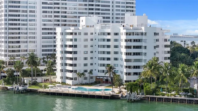 $16,500 | 16 Island Avenue, Unit 7C, Miami Beach, FL 33139