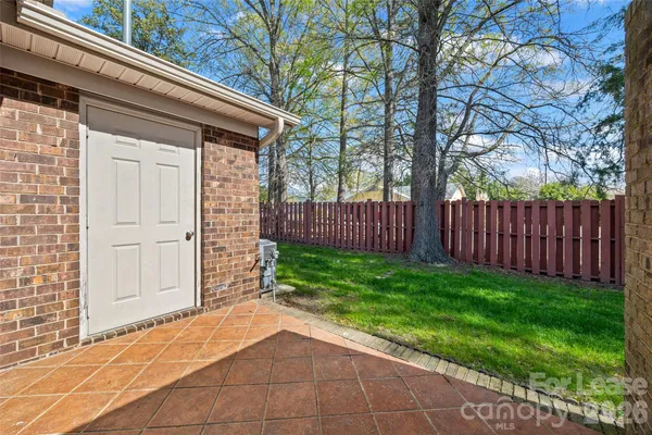 $1,500 | 1933 Ebenezer Road, Rock Hill, SC 29732