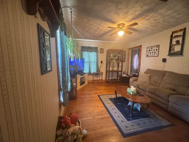 $125,000 | 121 Main Road, Abbot, ME 04406