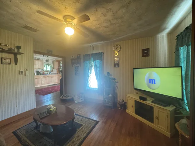 $125,000 | 121 Main Road, Abbot, ME 04406