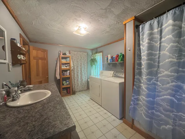 $125,000 | 121 Main Road, Abbot, ME 04406