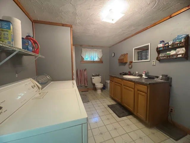 $125,000 | 121 Main Road, Abbot, ME 04406