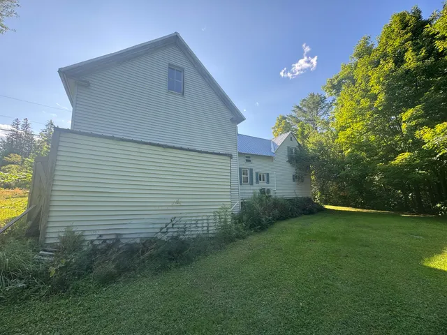 $125,000 | 121 Main Road, Abbot, ME 04406