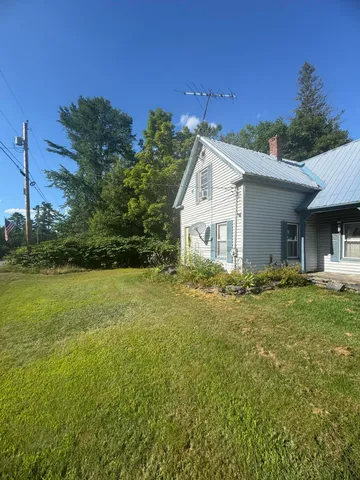 $125,000 | 121 Main Road, Abbot, ME 04406