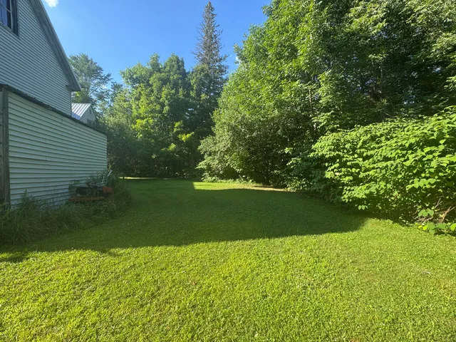 $125,000 | 121 Main Road, Abbot, ME 04406