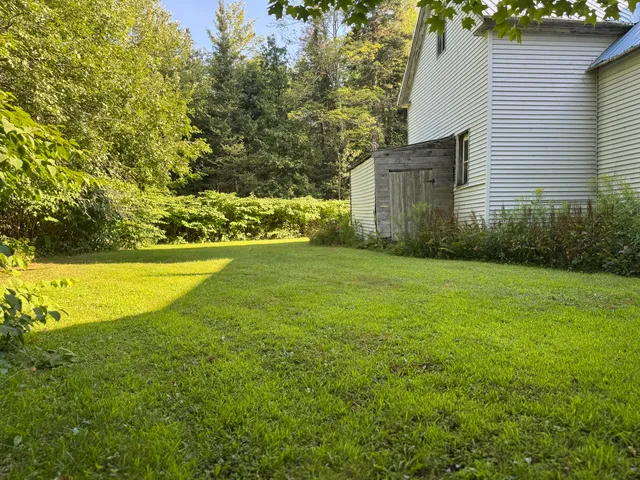 $125,000 | 121 Main Road, Abbot, ME 04406