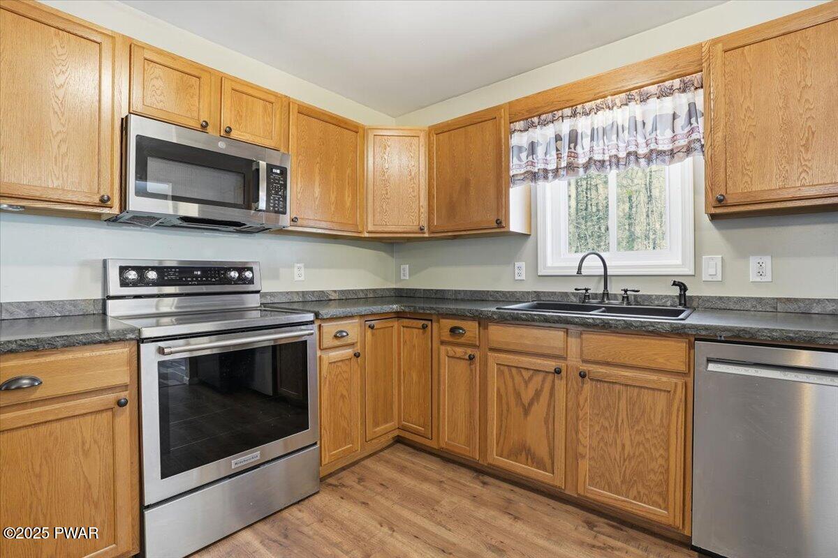 374 Fork Mountain Road Equinunk, PA 18417 - Photo 11 of 72 Kitchen