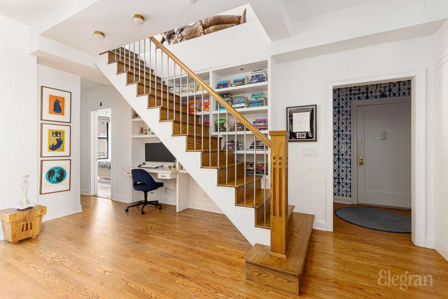 135 West 79th Street, Unit 9A/10A Manhattan, NY 10024 - Photo 6 of 12 a view of entryway and hall with wooden floor
