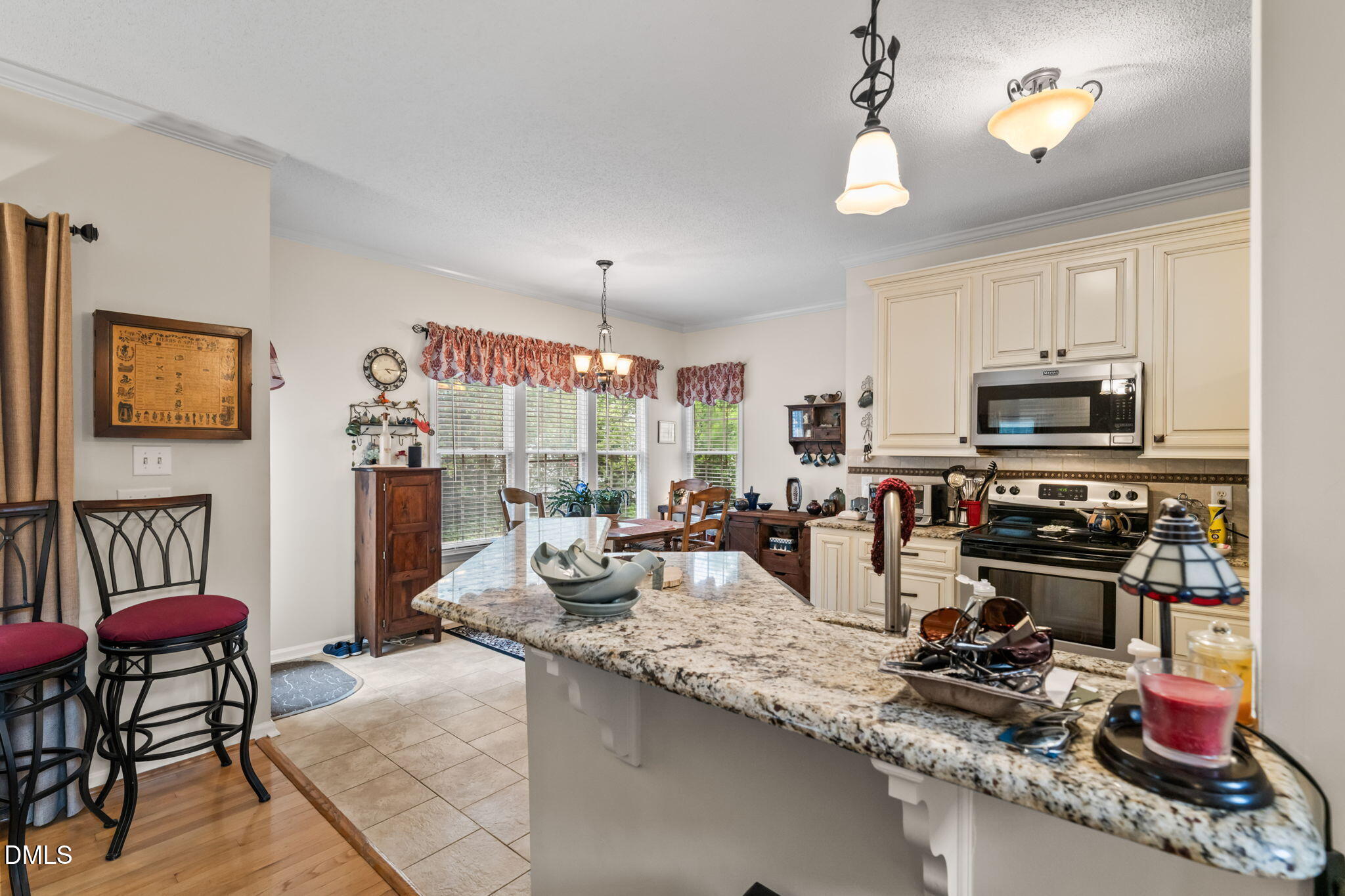 9104 Deerland Grove Drive Raleigh, NC 27615 - Photo 10 of 42 Kitchen and Breakfast Room