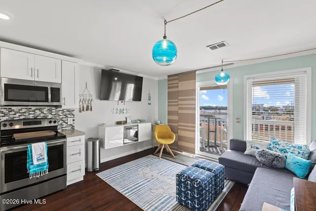 $249,000 | 650 Cedar Point Boulevard, Unit B25, Cedar Point, NC 28584