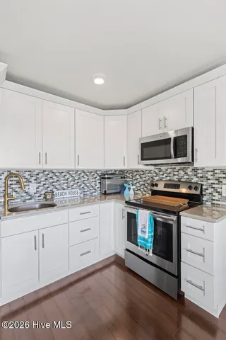 $249,000 | 650 Cedar Point Boulevard, Unit B25, Cedar Point, NC 28584