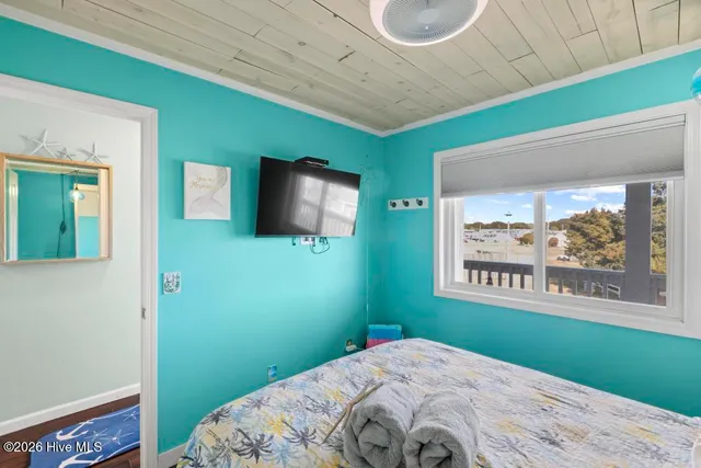 $249,000 | 650 Cedar Point Boulevard, Unit B25, Cedar Point, NC 28584