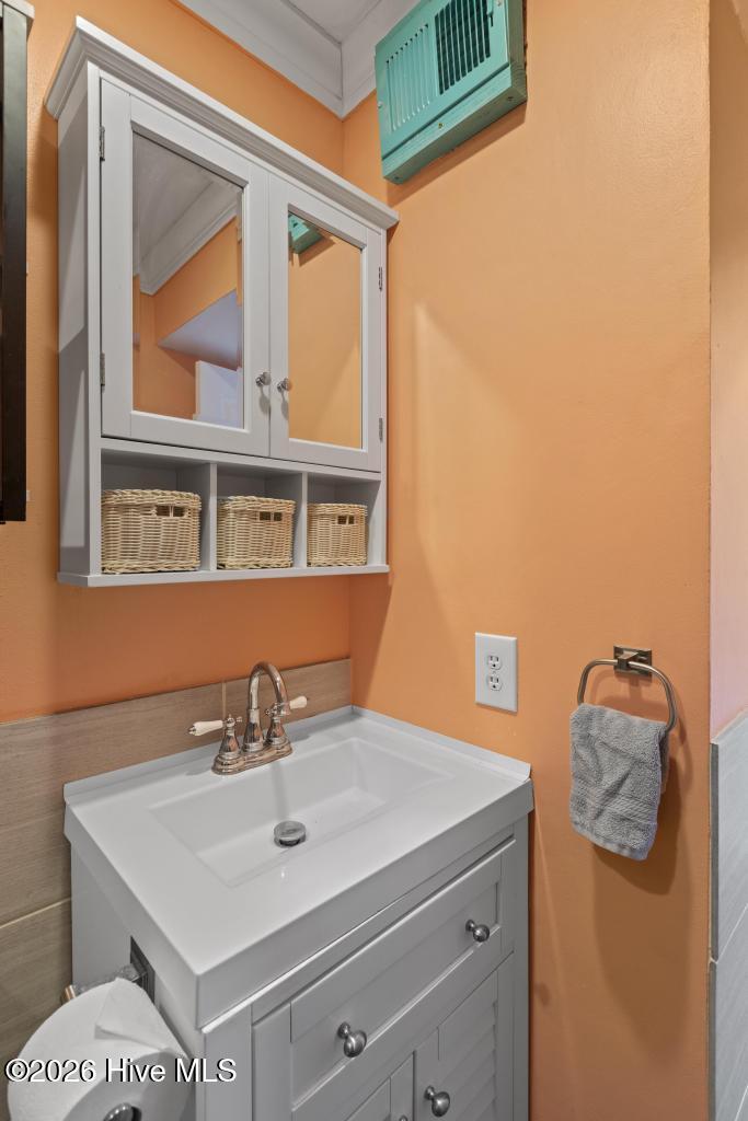 650 Cedar Point Boulevard, Unit B25 Cedar Point, NC 28584 - Photo 9 of 22 425A1256