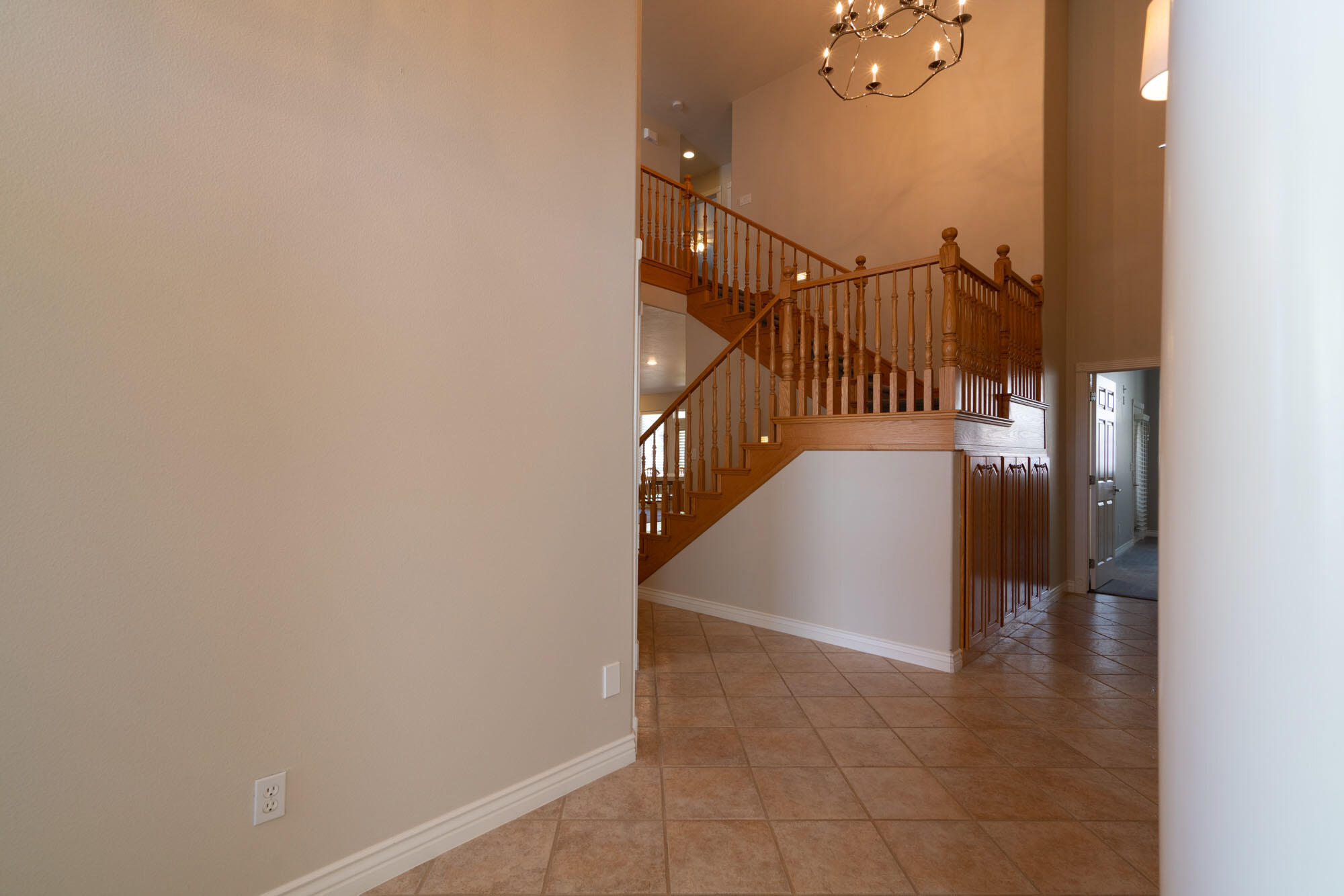 198 Shadow Point Drive St. George, UT 84770 - Photo 13 of 89 198 Shadow Point Dr-017