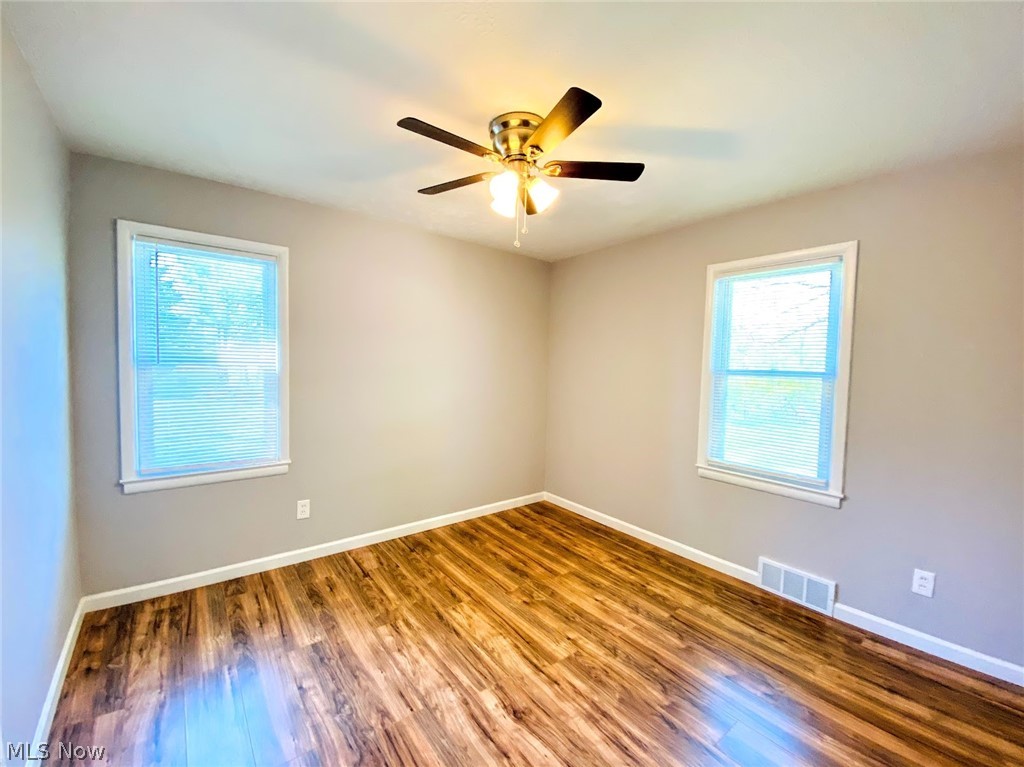 4958 Osborn Road Cleveland, OH 44125 - Photo 6 of 12 Gallery Image 6