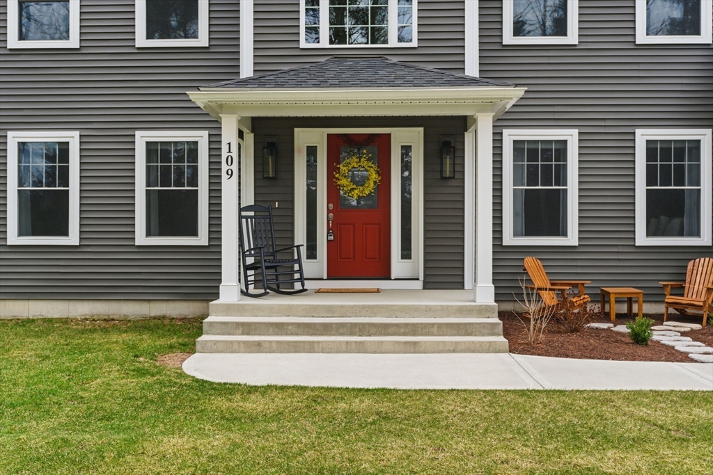 109 Silver Street Wilbraham, MA 01095 - Photo 3 of 39