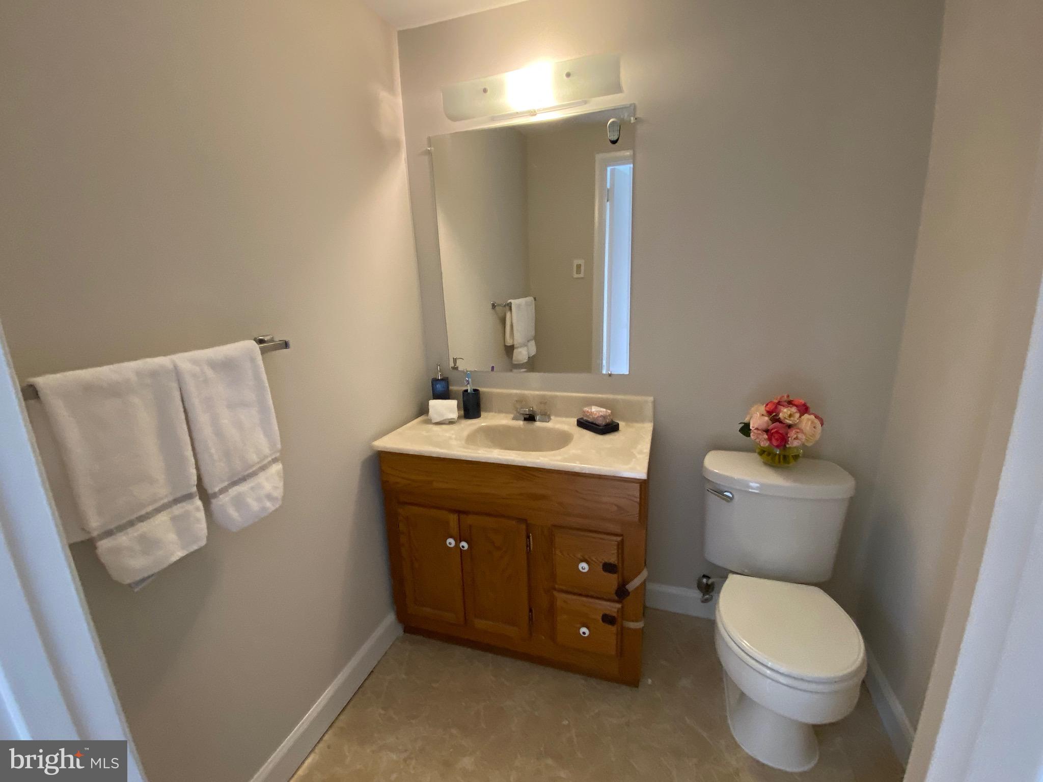 11627 Vantage Hill Road, Unit 12B Reston, VA 20190 - Photo 8 of 19 Gallery Image 8