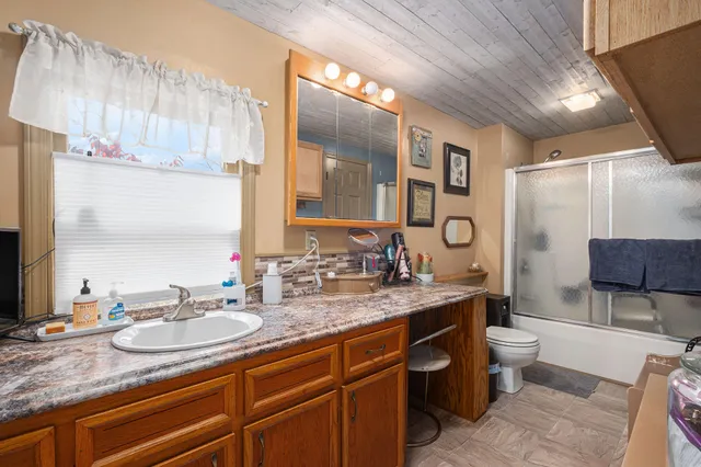 $505,000 | 9705 Byron Center Avenue Southwest, Byron Center, MI 49315