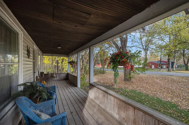 $505,000 | 9705 Byron Center Avenue Southwest, Byron Center, MI 49315