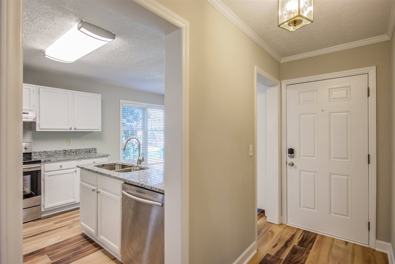 208 Broad Leaf Circle, Unit 208 Raleigh, NC 27613 - Photo 4 of 27 Photo 4