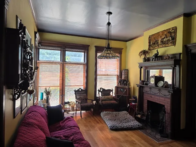 $649,999 | 705 West Highland Avenue, Elgin, IL 60123