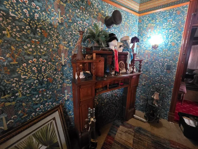 $649,999 | 705 West Highland Avenue, Elgin, IL 60123